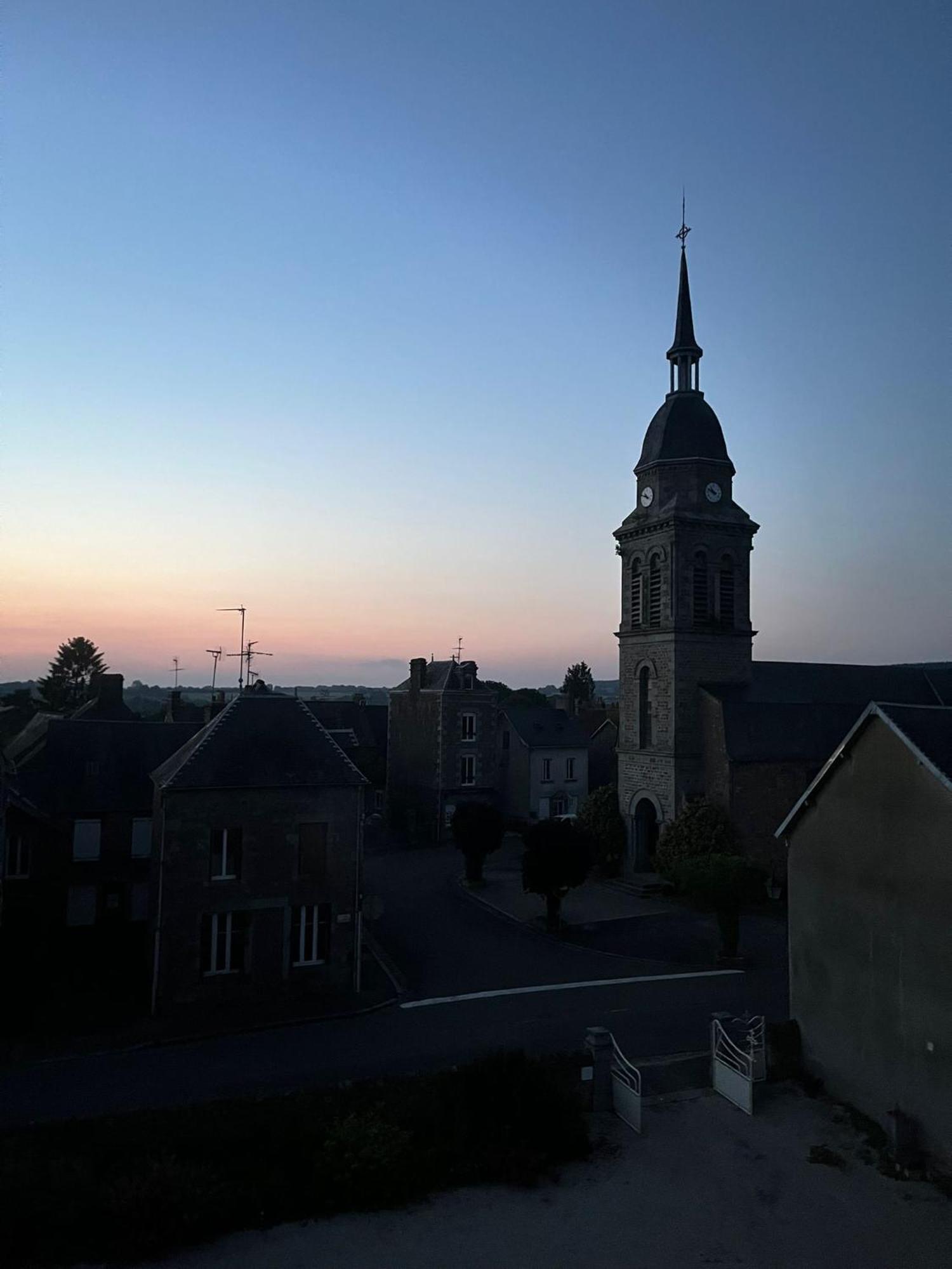 Maison D'Hotes La Doucelle Culture Et Bien-Etre Lignieres-Orgeres المظهر الخارجي الصورة