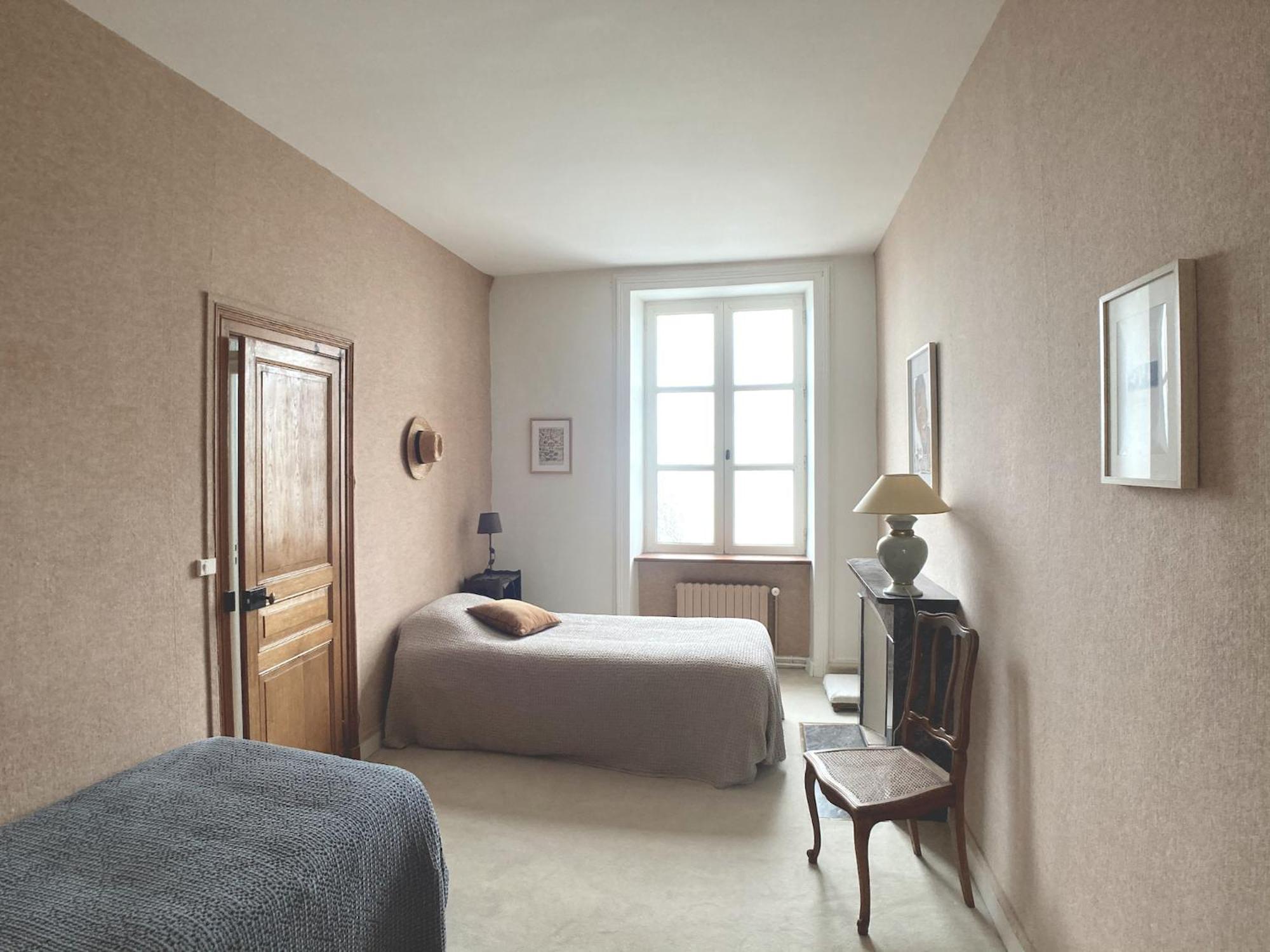 Maison D'Hotes La Doucelle Culture Et Bien-Etre Lignieres-Orgeres الغرفة الصورة