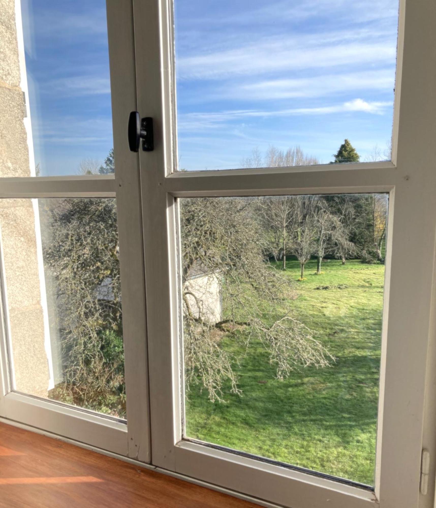 Maison D'Hotes La Doucelle Culture Et Bien-Etre Lignieres-Orgeres الغرفة الصورة